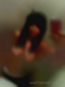 Unattached interracial older nude women sexadown near Kinston.
